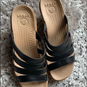 Crocs wedge sandal